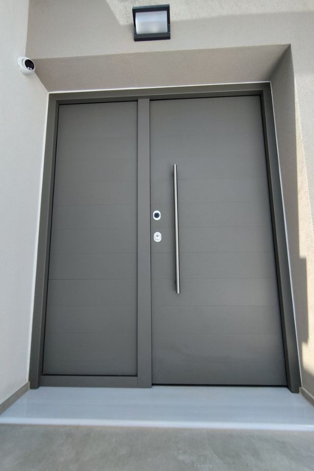 Θωρακισμένη πόρτα